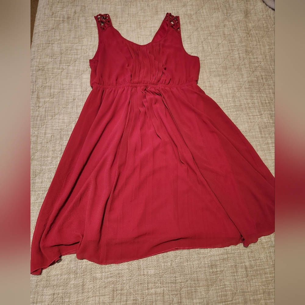 Torrid Women Dress Size 1 Pleated Lined Strap A Line Midi Fuchsia